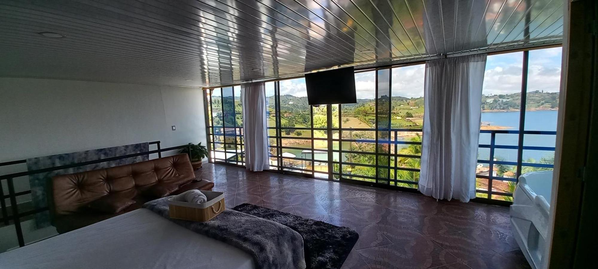 Hotel Mirador Cielo Blue El Penol  外观 照片