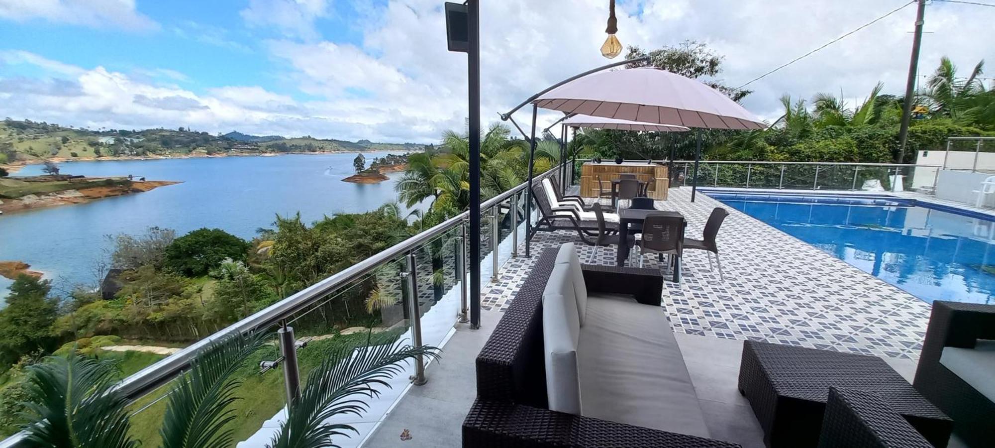 Hotel Mirador Cielo Blue El Penol  外观 照片