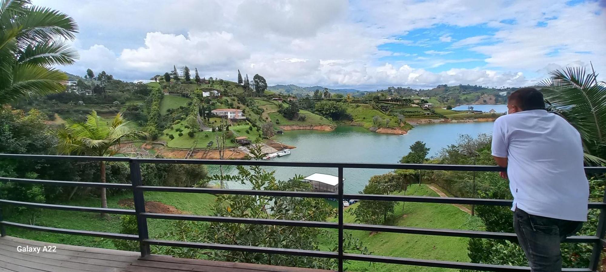 Hotel Mirador Cielo Blue El Penol  外观 照片